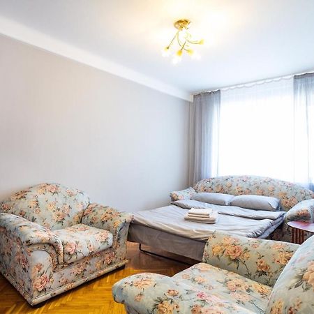 Apartment Near Metro Pecherskaya Kijev Kültér fotó